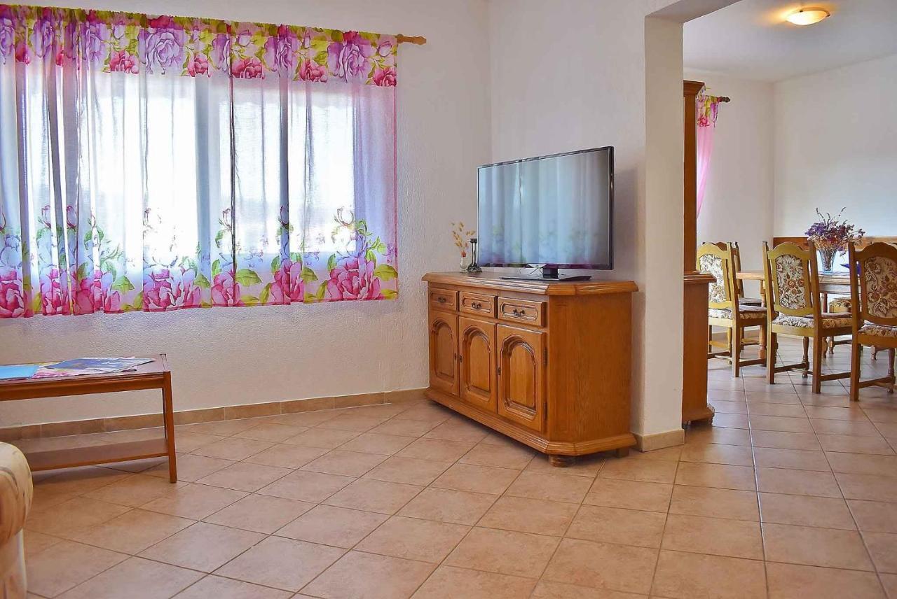 Apartment In Lopar/Insel Rab 17739 Exterior photo