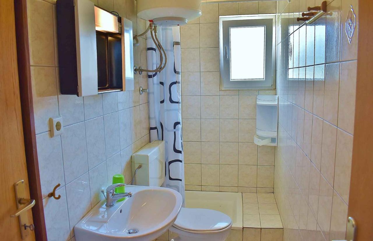 Apartment In Lopar/Insel Rab 17739 Exterior photo